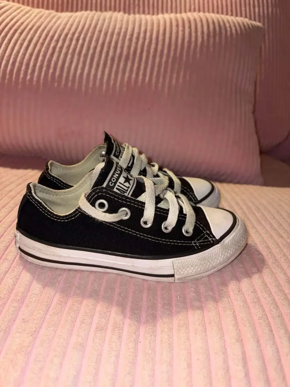 Converse Chuck Taylor All Star Low Top Black Youth Size 11 Sneakers 3J235